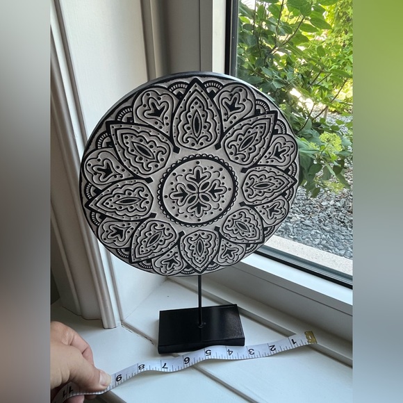 Home decor item - Picture 2 of 3